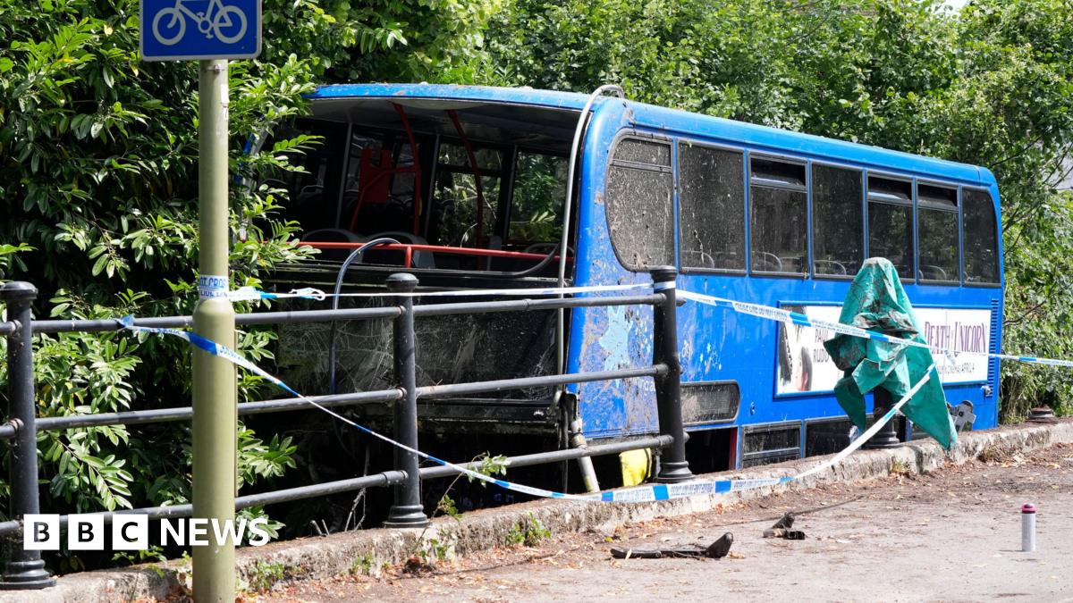 
                            Bus carrying college students crashes into river in Eastleigh