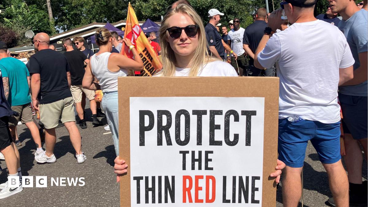 Kent fire service cuts plan on hold after protest