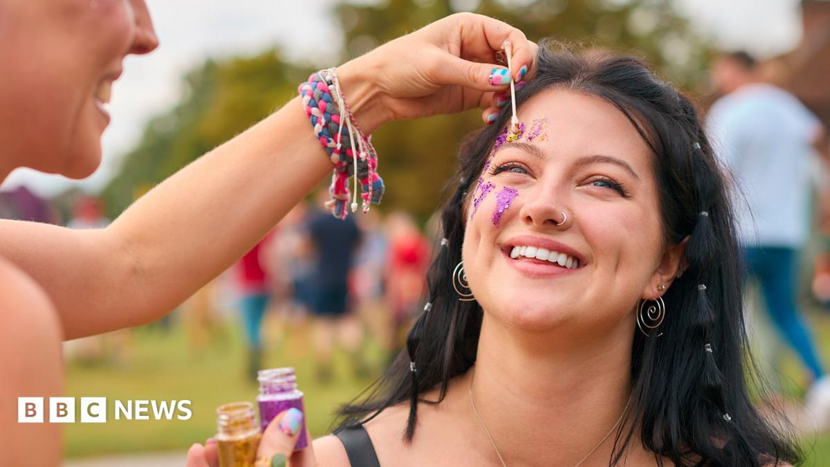 Festival make-up dos and don’ts to avoid a toxic glow up  www.bbc.co.uk