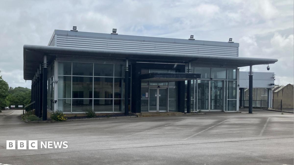 bbc.co.uk - Chris Young - Bradford: Filling station and shop planned for former car dealership