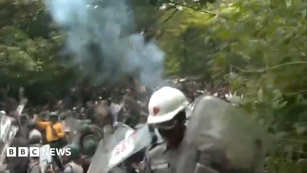 India police fire tear gas at protesters seeking exam reforms