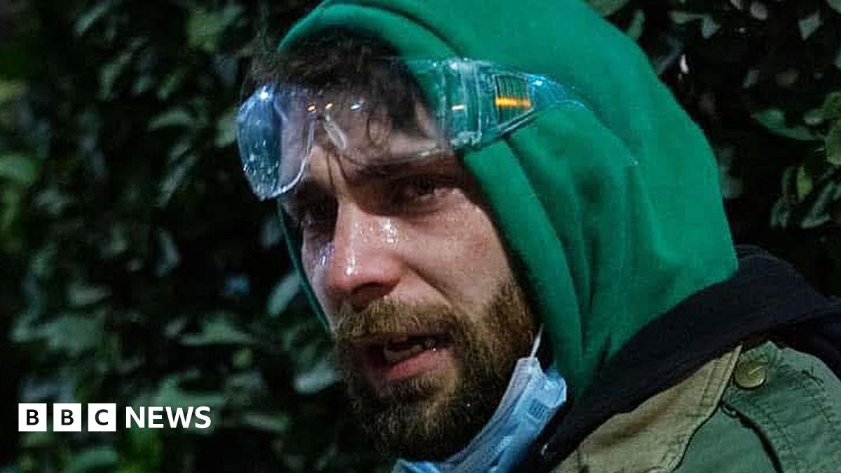 
                            WW1 toxic compound sprayed on Georgian protesters, BBC evidence suggests