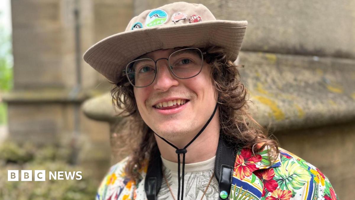 bbc.co.uk - Simon Thake - Birdwatching saved me from gaming addition' says Sheffield student