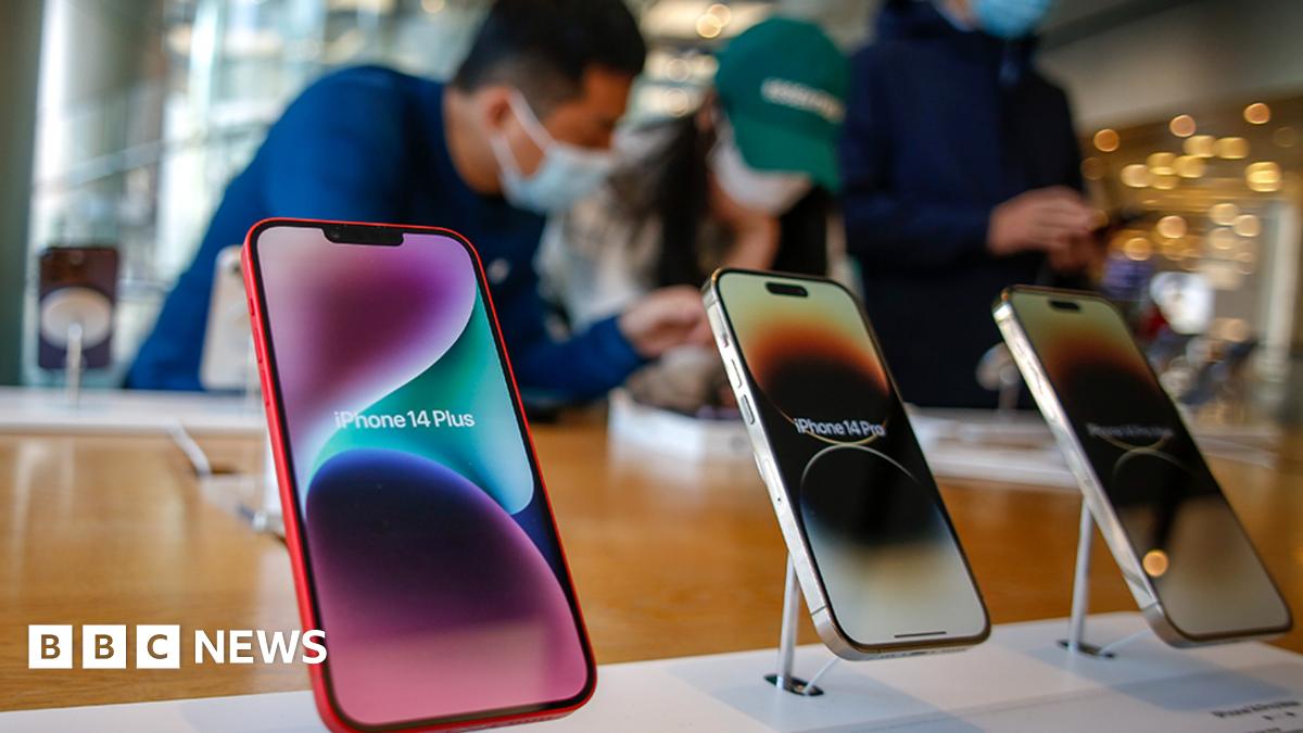 Apple: iPhone shipments delayed over China Covid lockdown - BBC News
