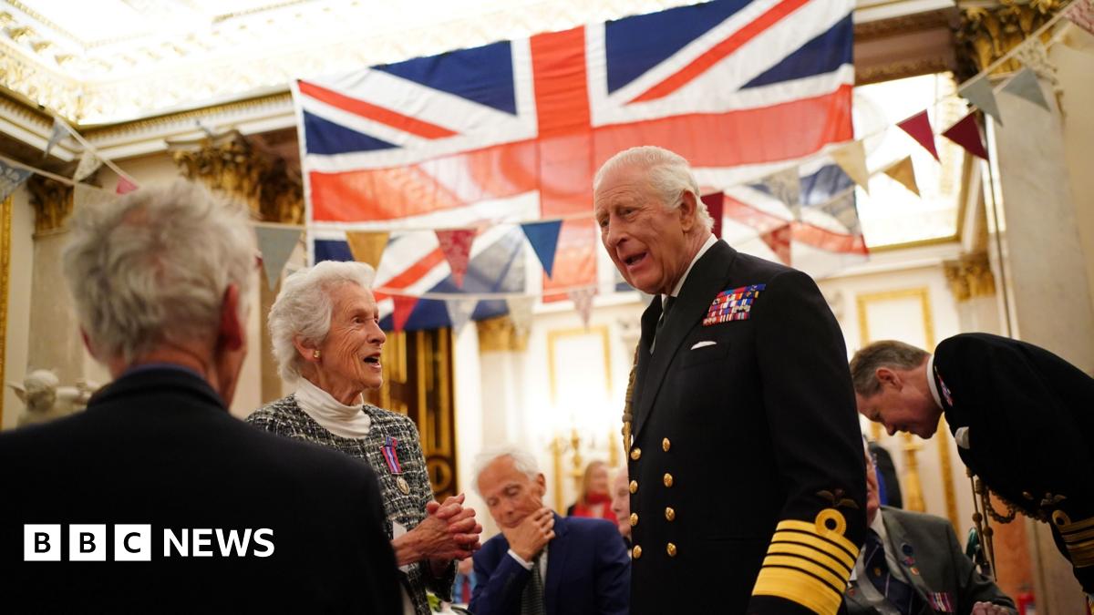 VE Day 80: Tea parties at Downing Street and Buckingham Palace after royals watch flypast