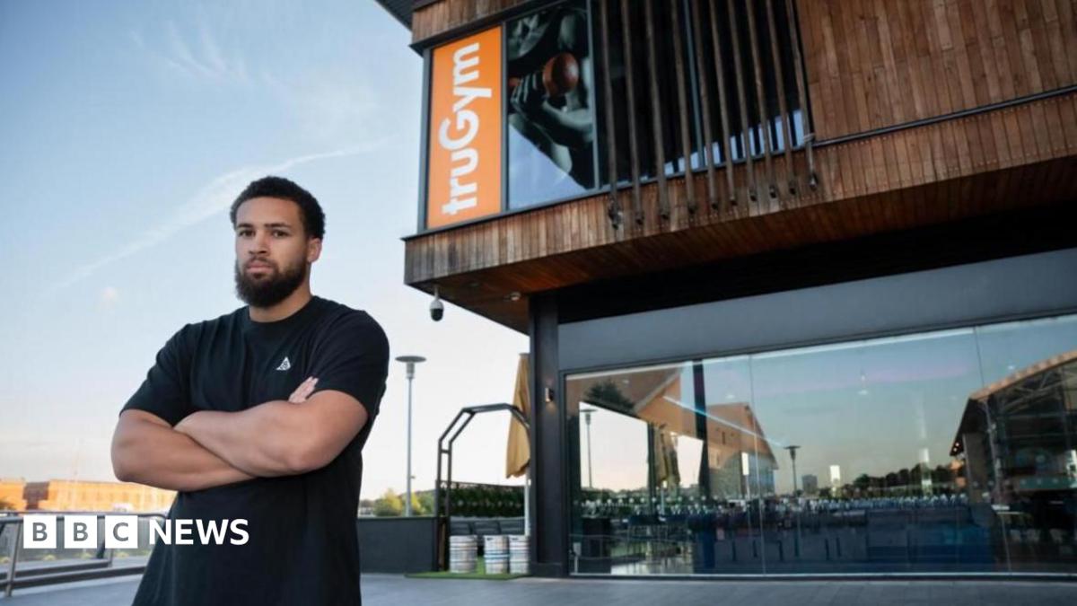 Chatham boxer opens gym after heart attack ended career