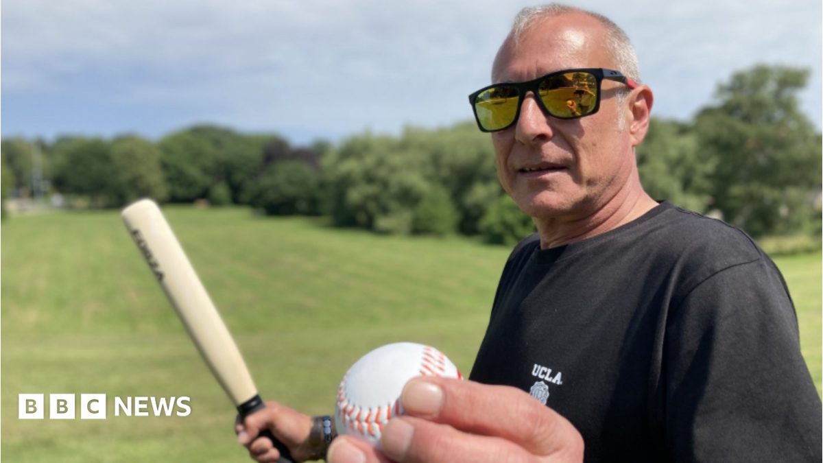 bbc.co.uk - Simon Spark - Rounders game in Hornsea park halted by council red tape