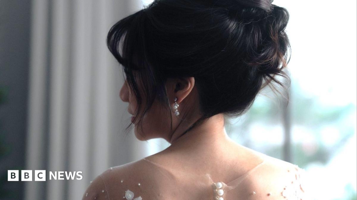 The lonely Chinese men being conned by fake brides