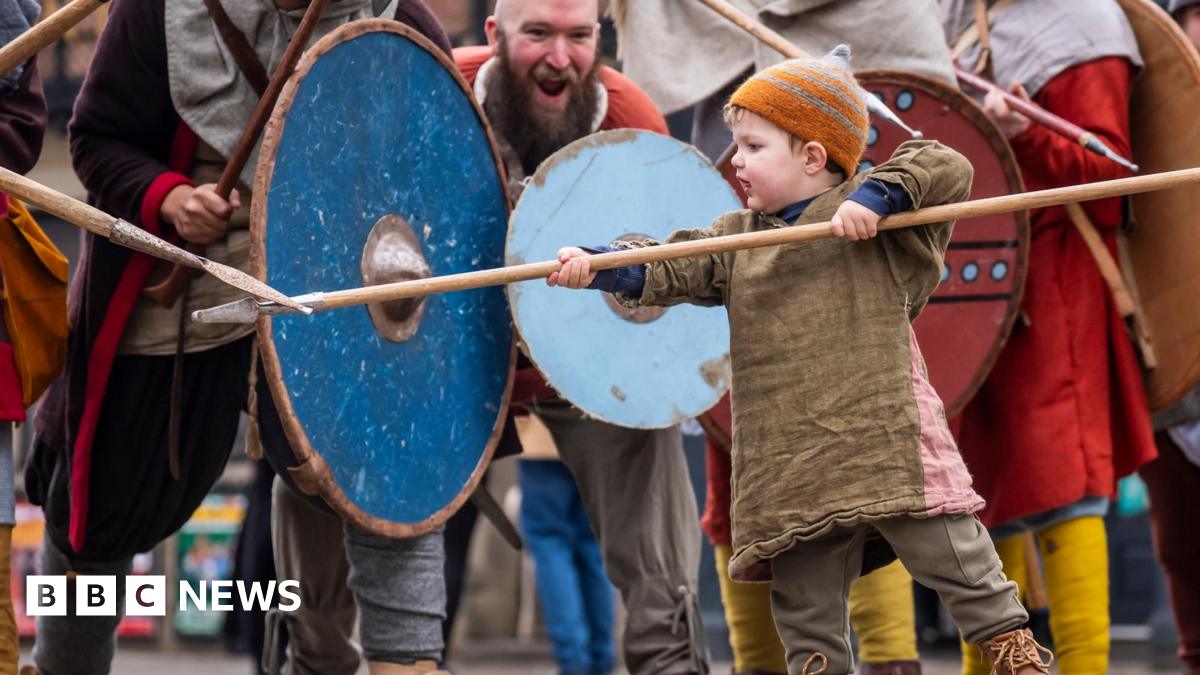 bbc.co.uk - Grace Wood - Vikings raid York in celebration of city's heritage