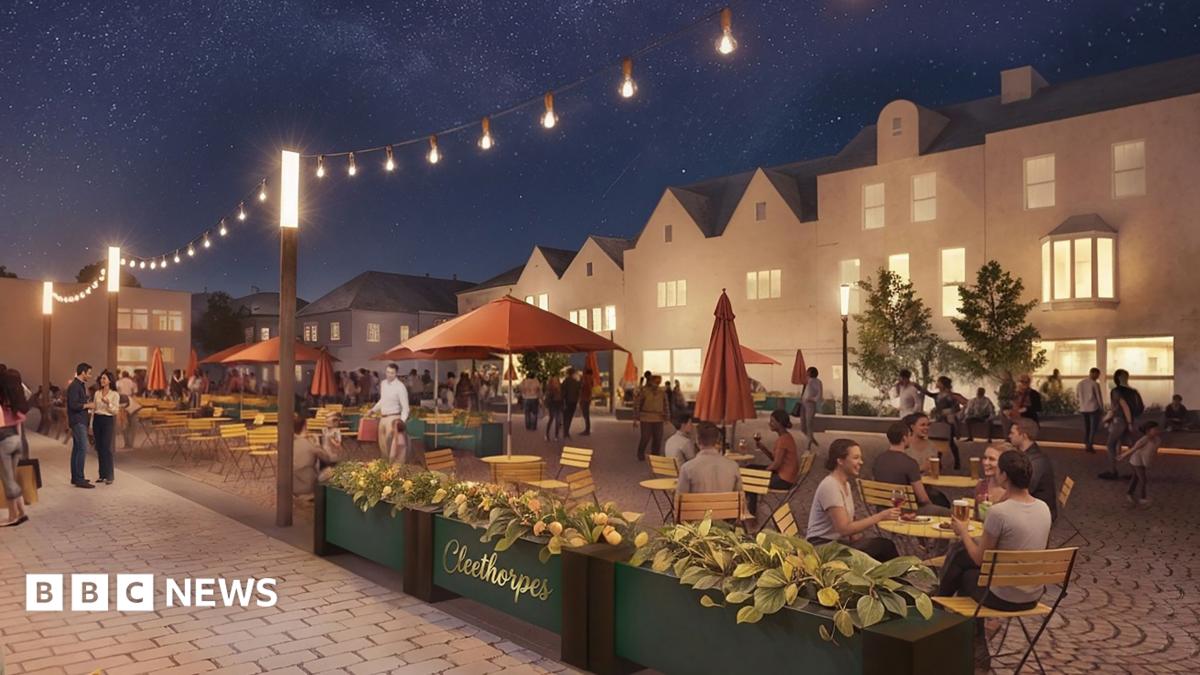 bbc.co.uk -  Ivan Morris Poxton - No consultation on changes to Cleethorpes Market Place revamp
