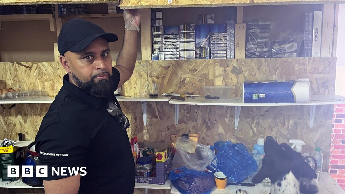 
                            'Endless battle' with crime gangs taking over the High Street
