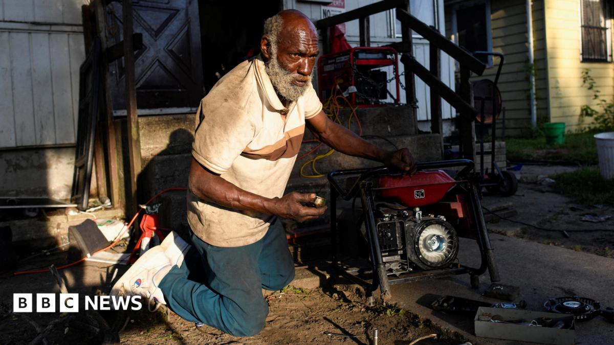 इंडियाना में भीषण तूफान के 12 दिन बाद भी हजारों लोग बिजली के बिना संघर्ष कर रहे हैं