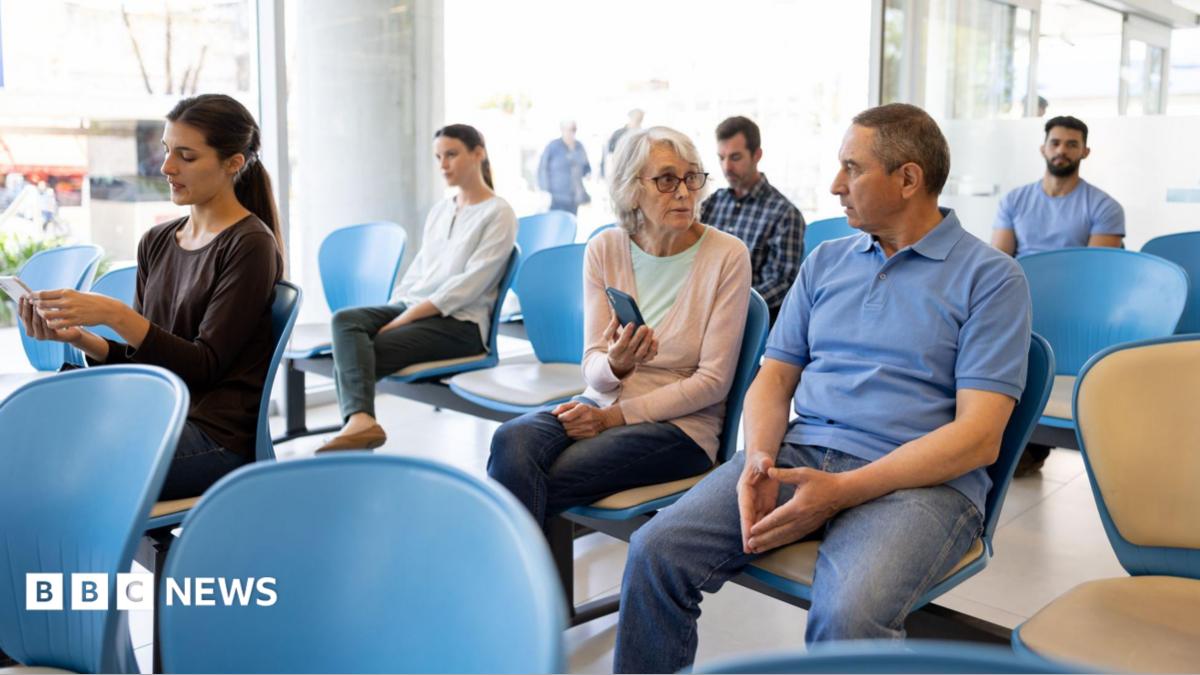 GP walk-in clinics see low attendance leading to accusations of failure