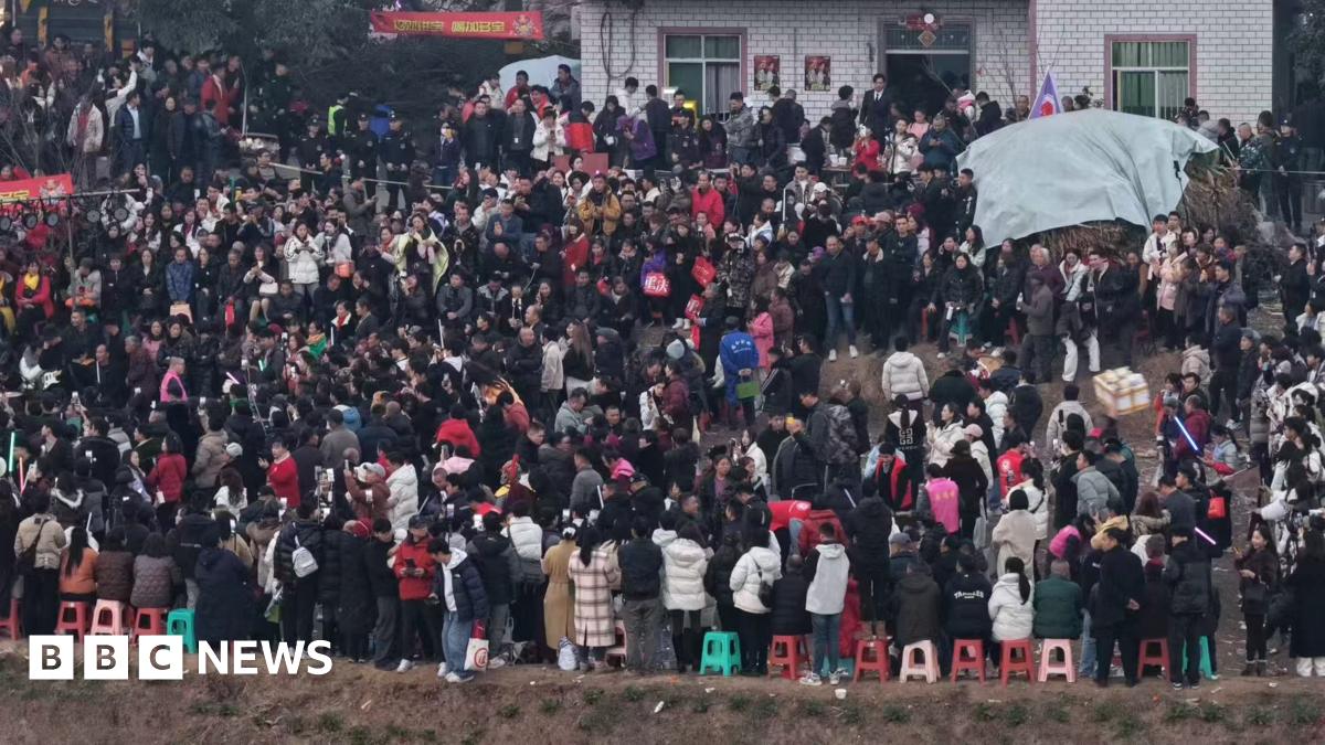 
                            Thousands descend on village after woman's social media plea