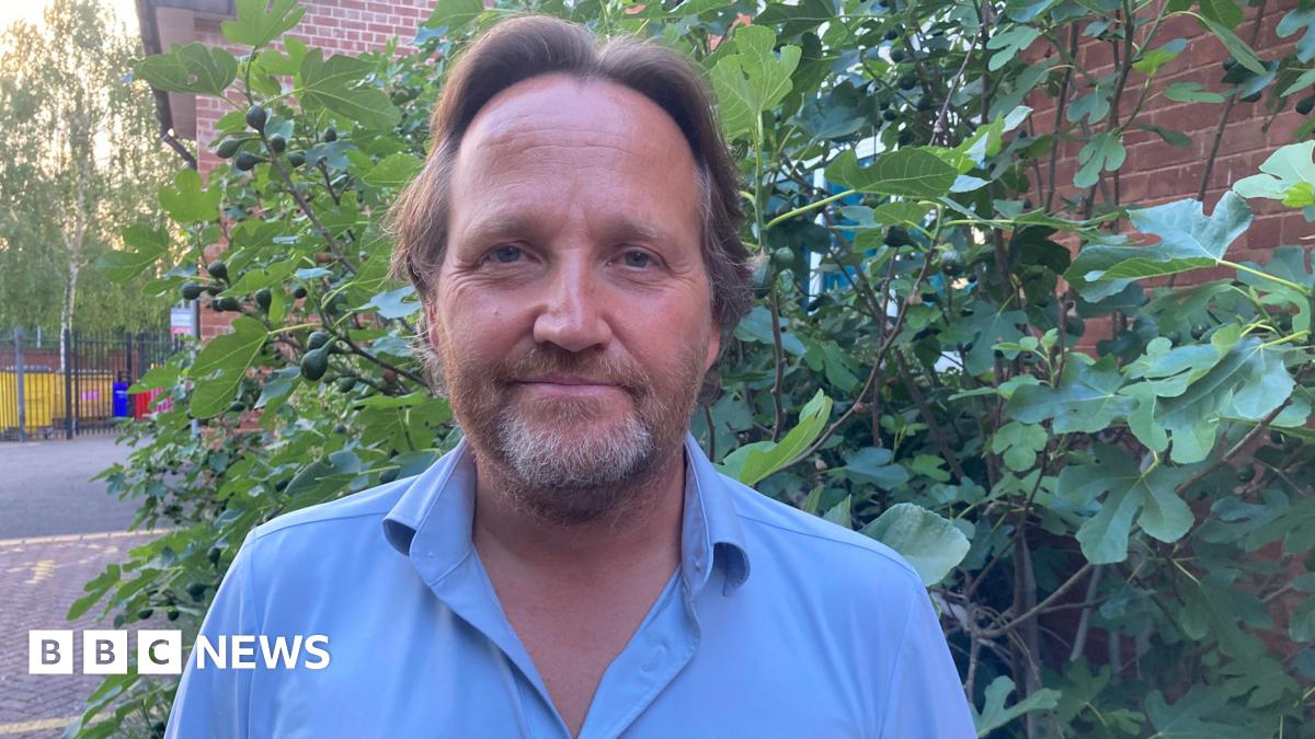 New Redditch Borough Council leader in town centre vow