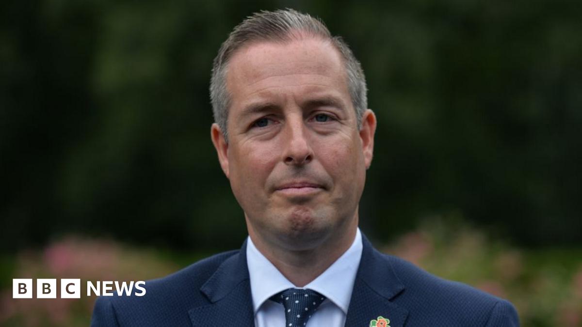 Stormont Prepares No Confidence Vote Against Paul Givan Over Pro-Israel Trip