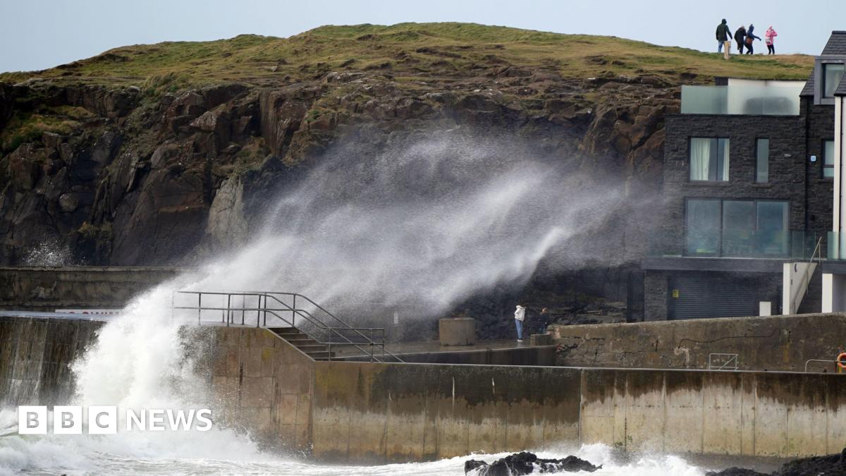 Windy New Year’s weather warning for parts of Northern Ireland