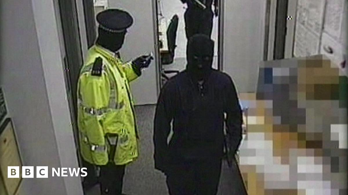
                            Securitas bank notes may be rotting after UK's biggest raid - police