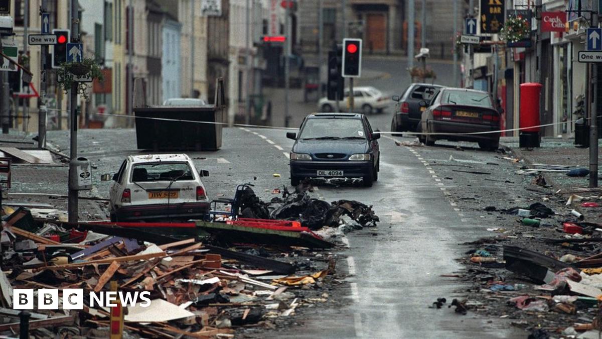Troubles legacy: Government showing 'inconsistent approach' - BBC News