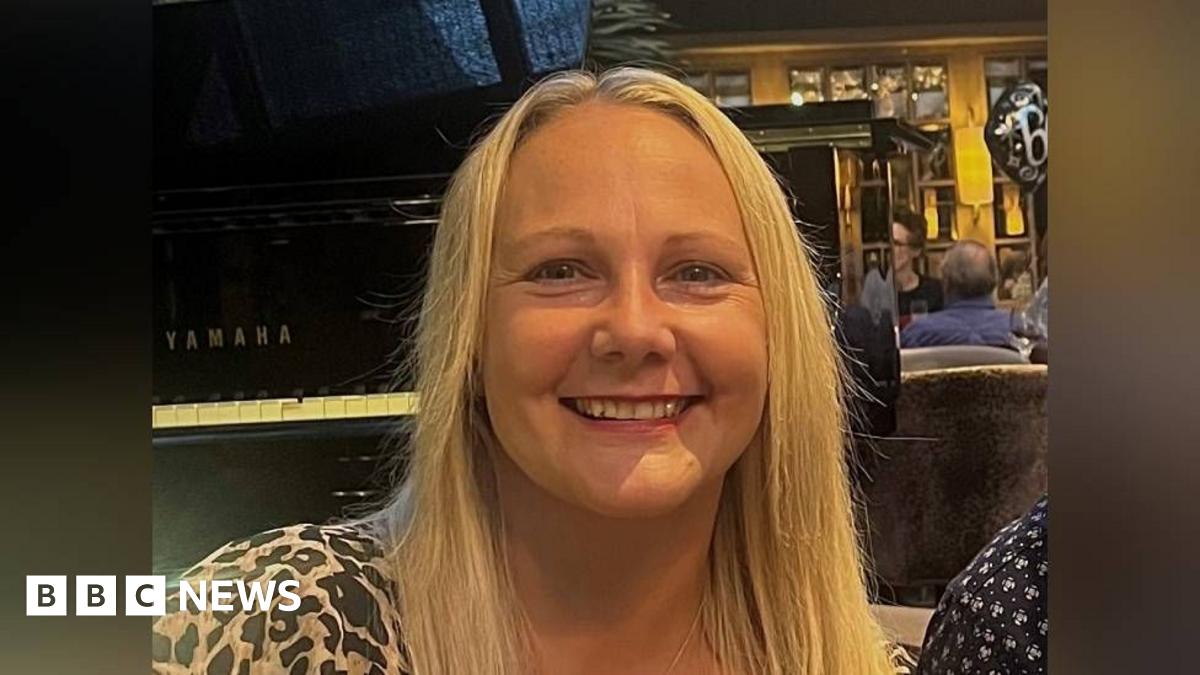Wrexham: Woman who died in crash had ‘true heart of gold’
