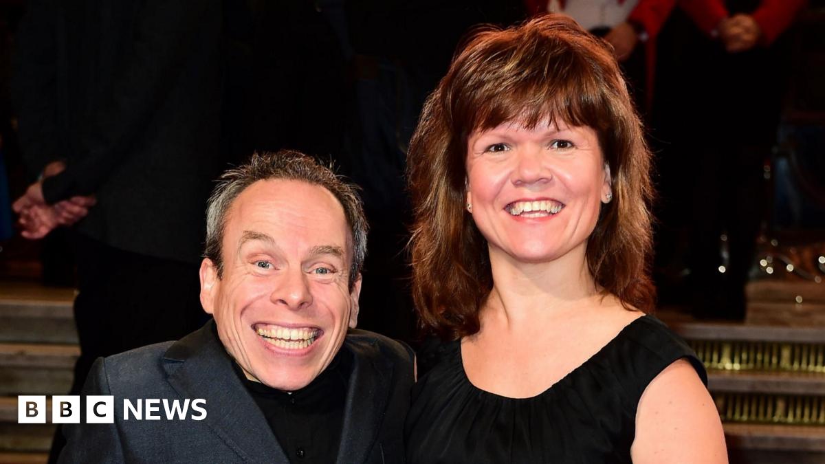 Warwick Davis's wife died hours before London hospital discharge