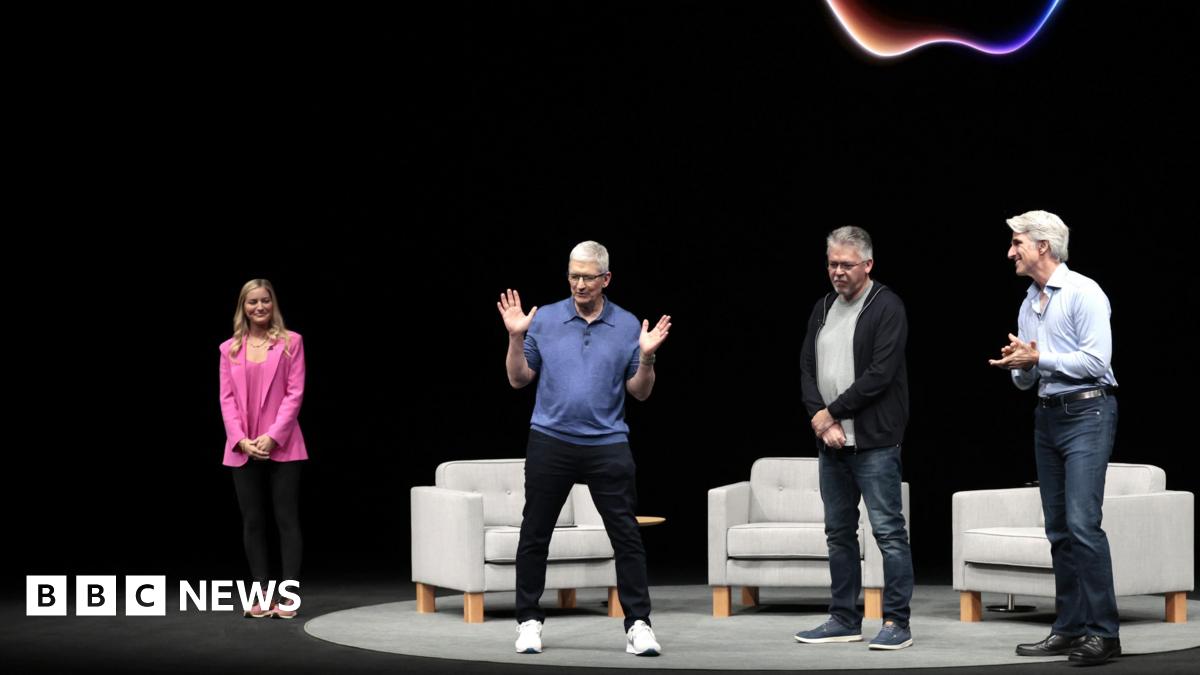 bbc.co.uk - Kali Hays - Apple to pay $250m to iPhone buyers over AI features lawsuit