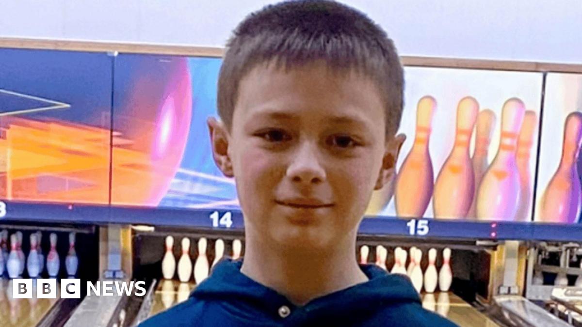 Teenager accused of murdering Leo Ross, 12, to enter plea