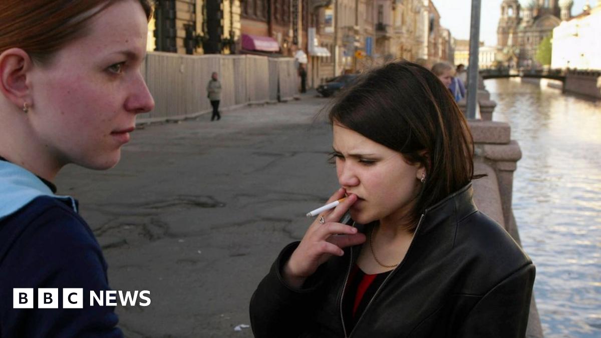 does putin smoke cigarettes Young Russians born this decade face complete smoking ban