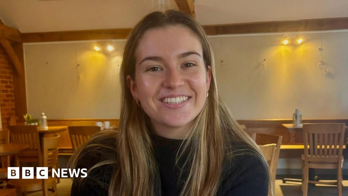 bbc.co.uk - Michelle Roberts - Checks reveal young women with deadly 'silent' heart risk