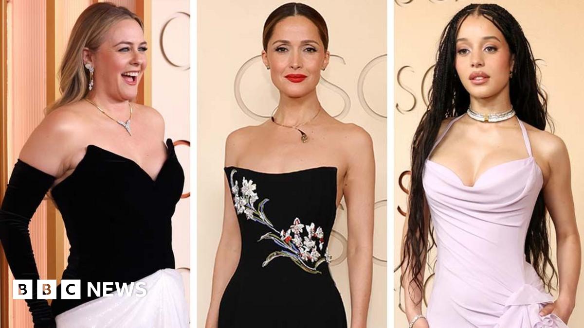 
                            Oscars red carpet: Stars and fashion in pictures