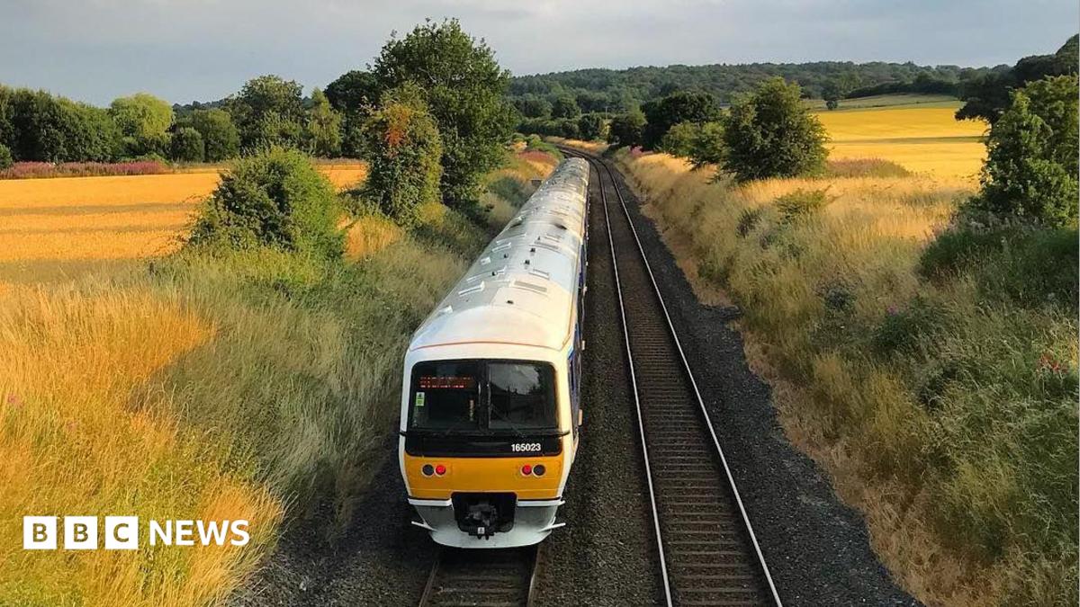 Chiltern Railways says don't travel unless necessary o during hot weather