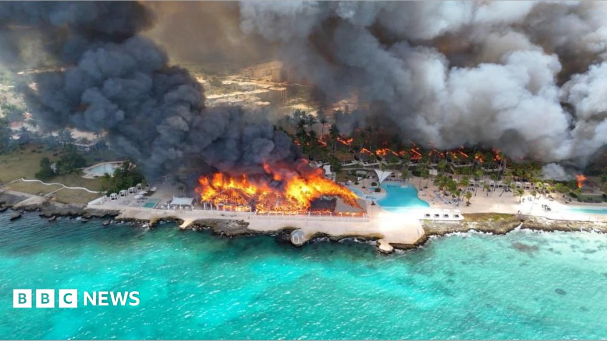 Dominican Republic resort fire: Italian tourist dies in Bayahibe fire