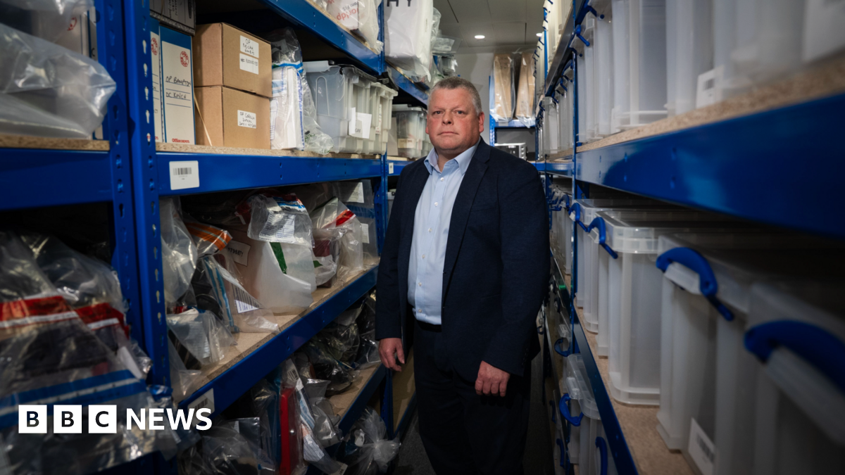 
                            Sim farms to Gucci shoes: How smishing scammers fund their lavish lifestyles