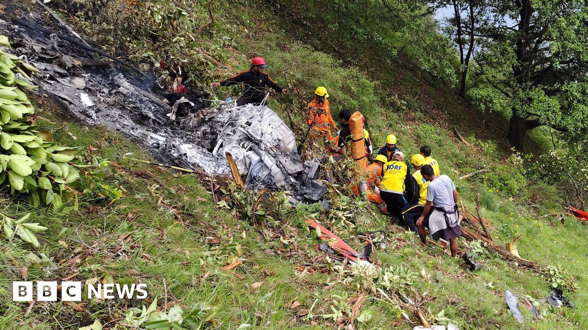 Seven people killed in India helicopter crash