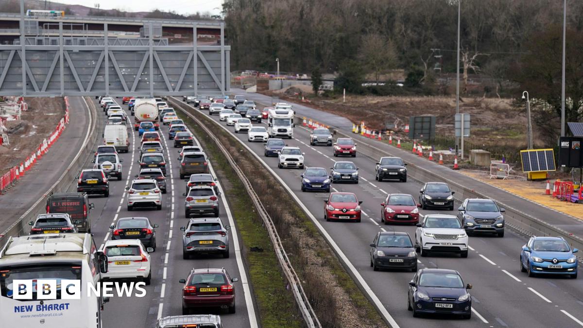 A photo of cars on the M42 motorway into Birmingham 