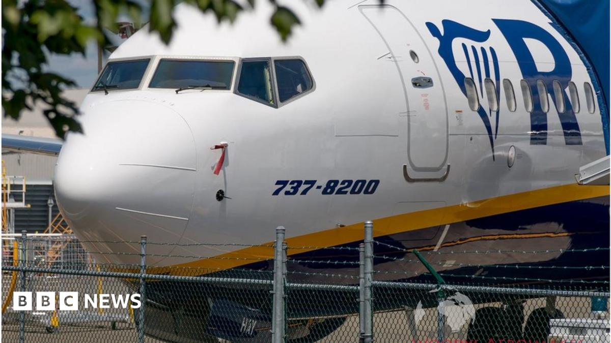 Boeing ditches 737 Max name on new Ryanair plane - BBC News