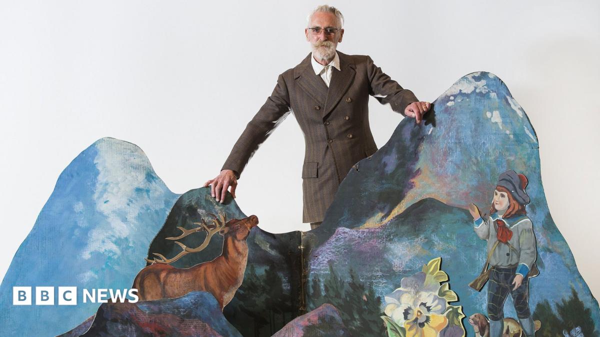 John Byrne's giant book to pop-up at V&A Dundee
