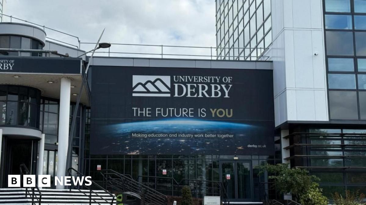 University of Derby pauses student recruitment from two countries - BBC