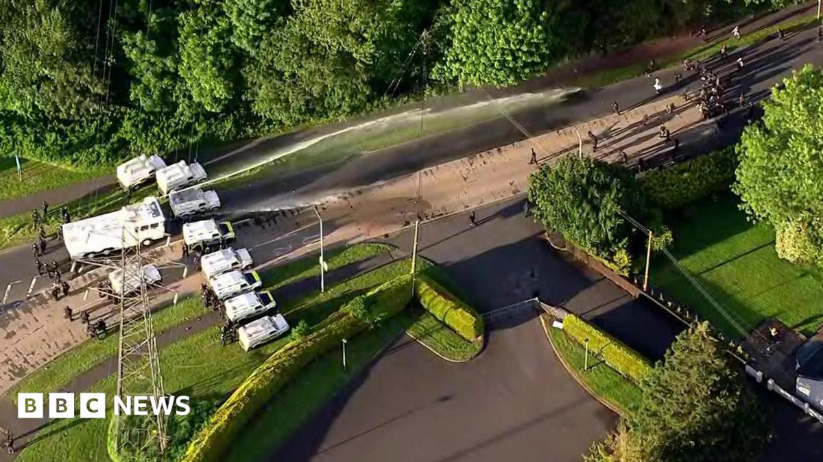 Belfast Knife Victim Family Rejects Unrest Amid Increased Police Presence - News Directory 3