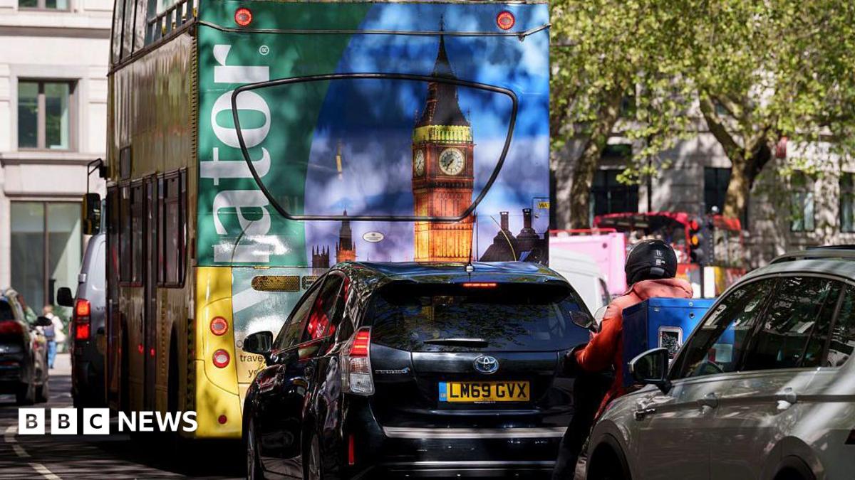 High air pollution alert issued by London mayor