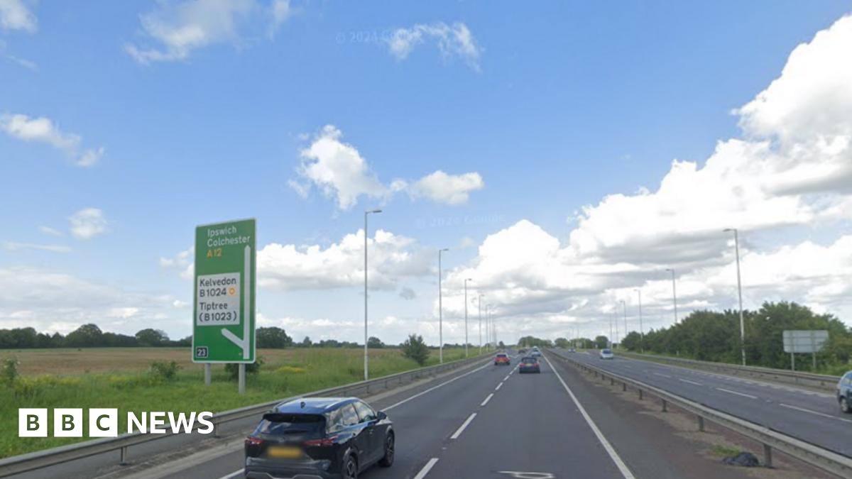 a12-southbound-near-kelvedon-reopens-after-crash-bbc-news
