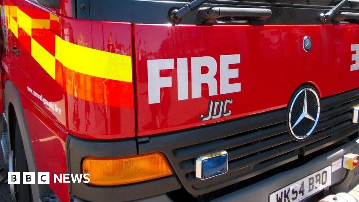 Woman in her 70s dies in house blaze near Bodmin