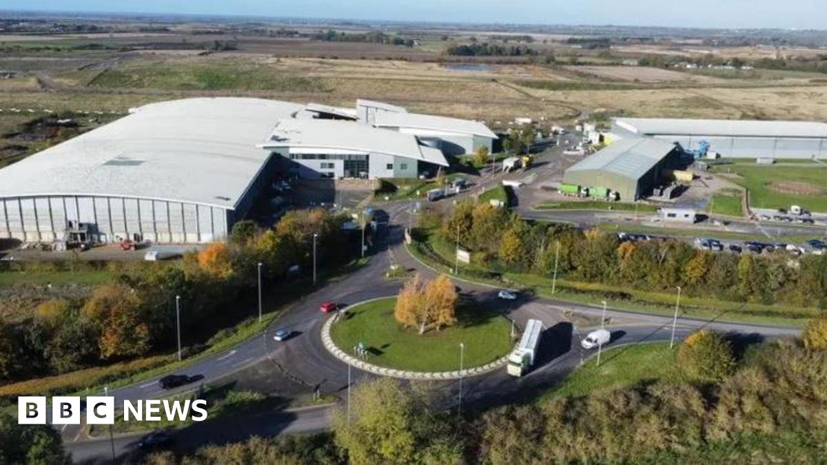 Cambridgeshire council's waste deal a mess, says leader