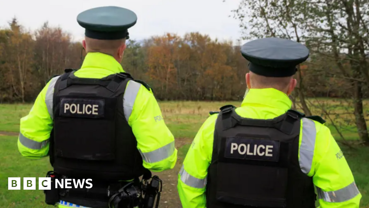 Dunmurry Car Bomb: Police Station Blast & Evacuations