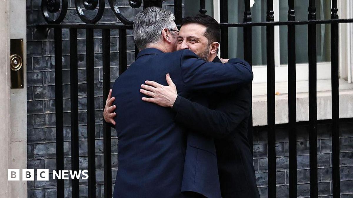Zelensky embraces Starmer as he arrives at No 10 ahead of Ukraine talks - live updates thumbnail