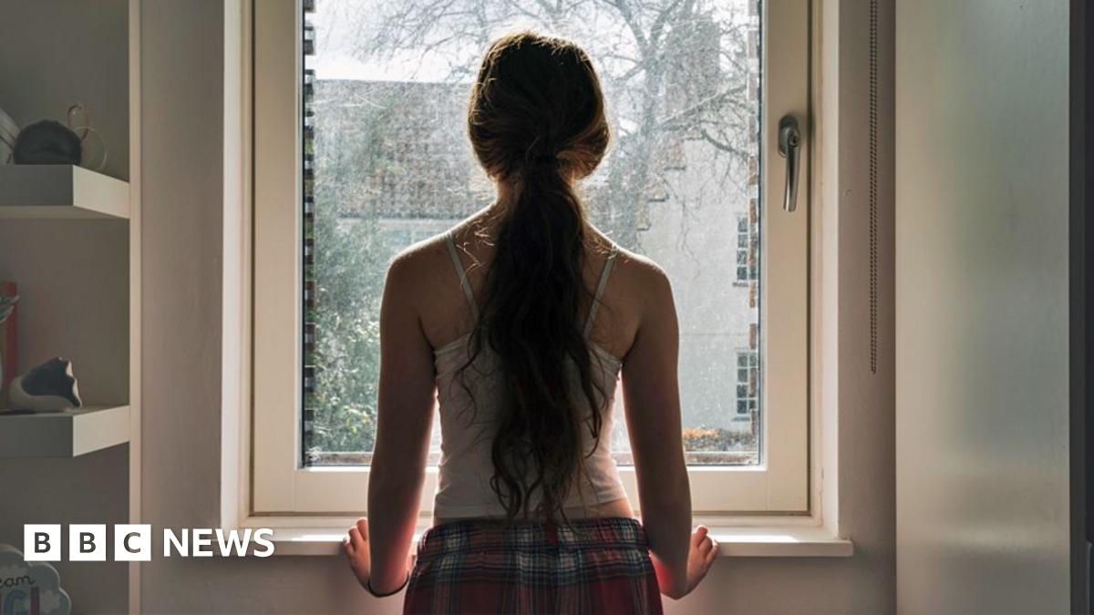Teen mental health: When to seek help and what parents can do