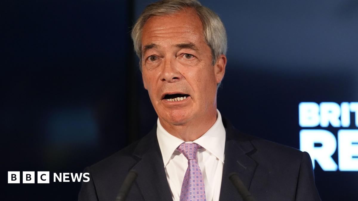 Nigel Farage urges minister to apologise for Jimmy Savile online safety claim