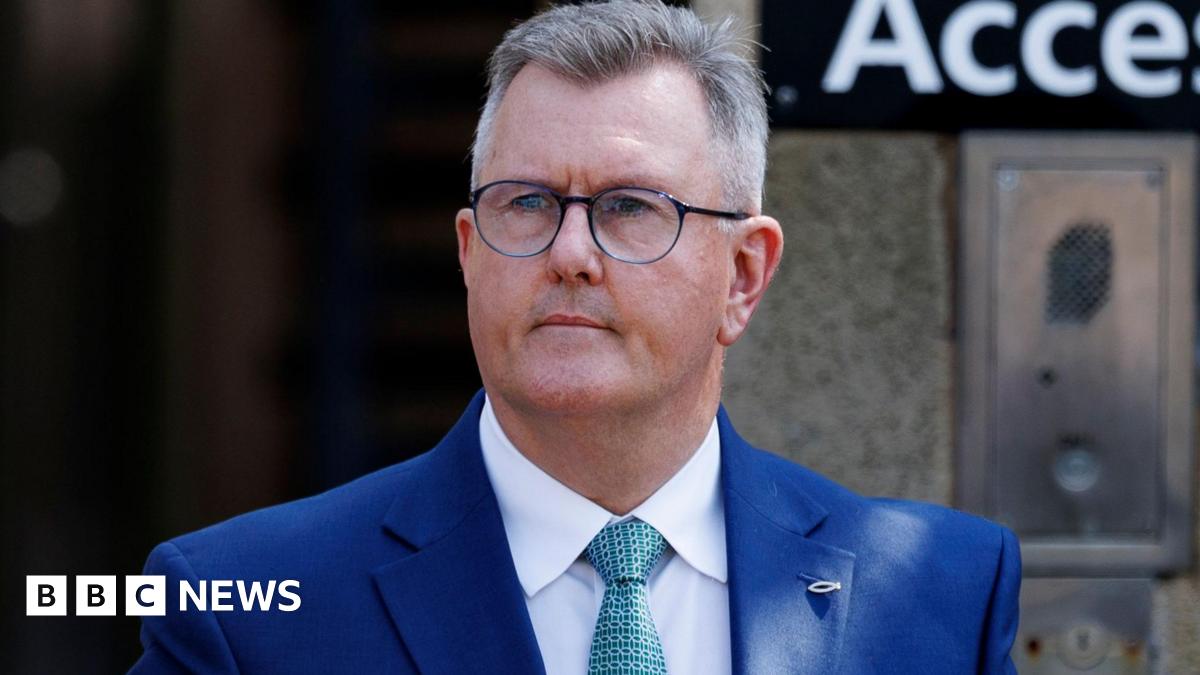 Sir Jeffrey Donaldson: Prosecution to open case against ex-DUP leader in sex abuse trial