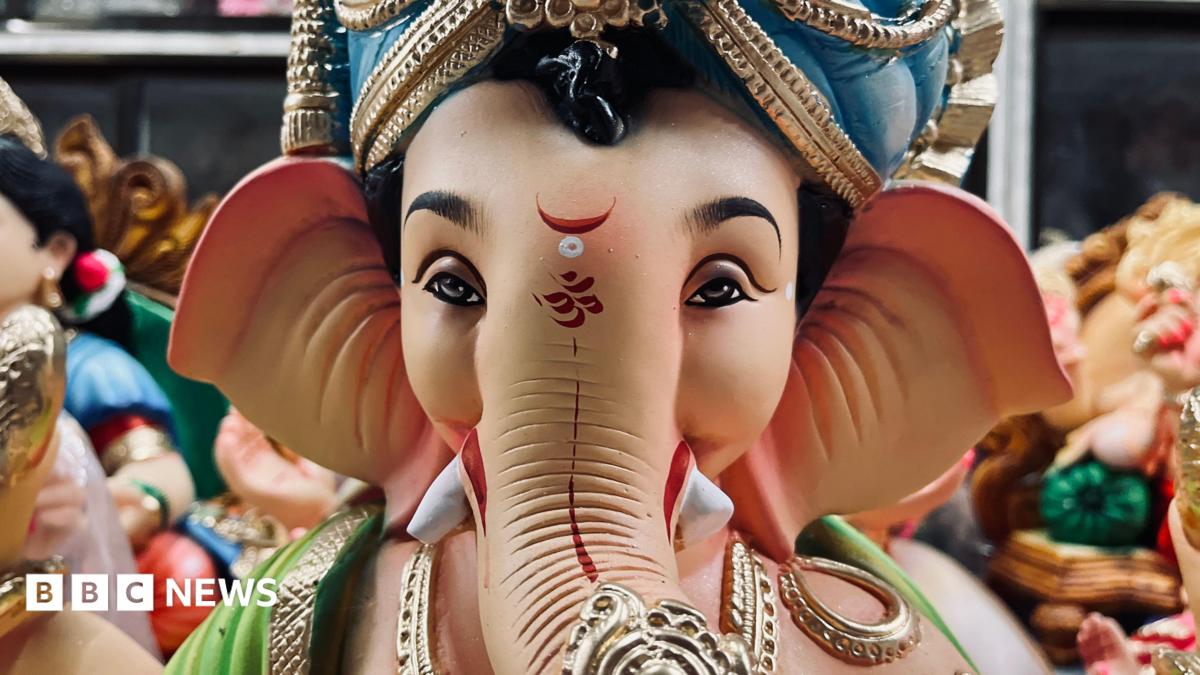 Maharashtra: India's Ganesh idol makers count cost of devastating floods