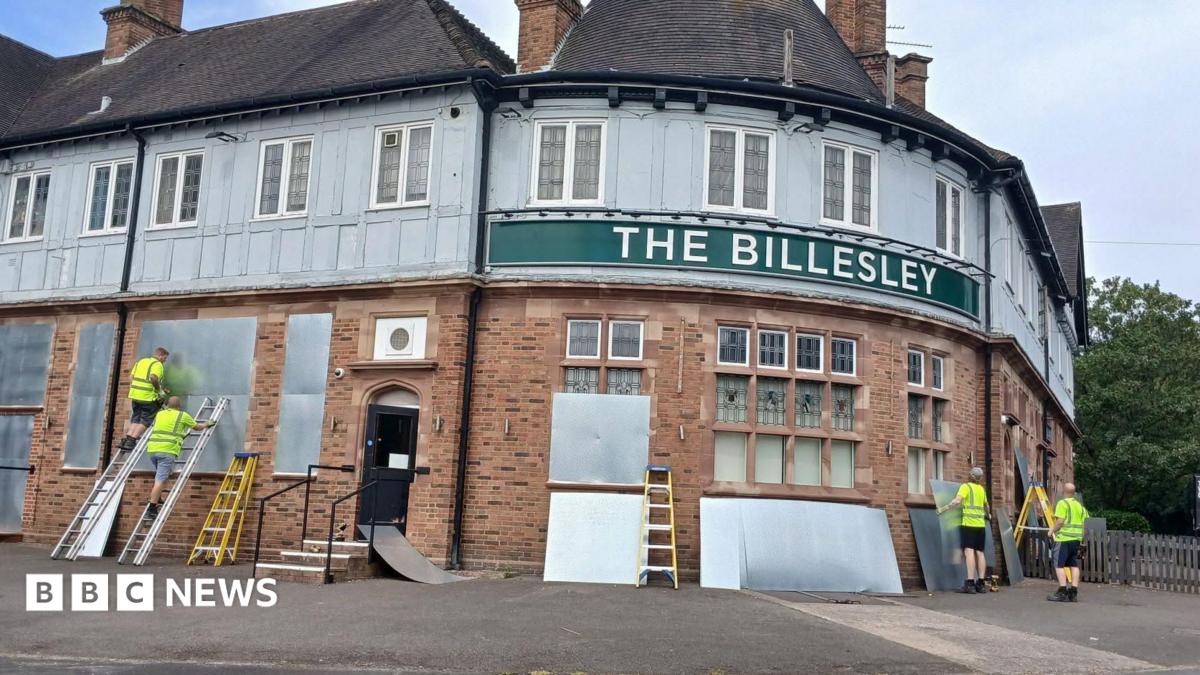 Sudden Billesley pub closure 'devastating' for local community